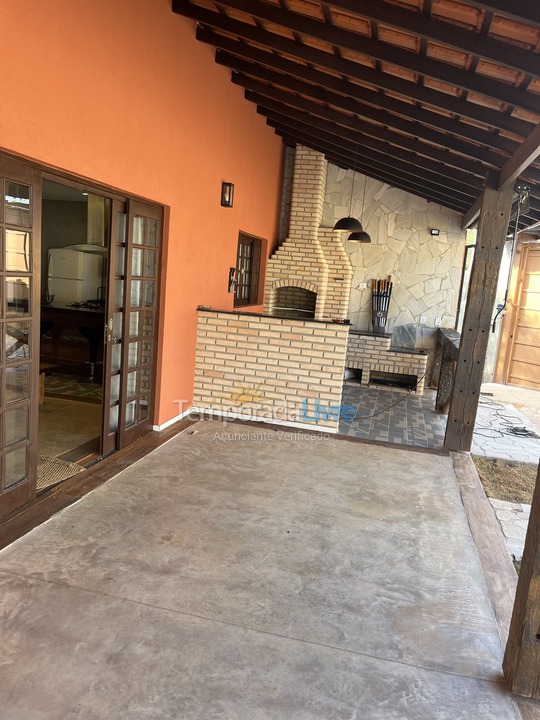 Casa para aluguel de temporada em Ibiúna (Paruru)