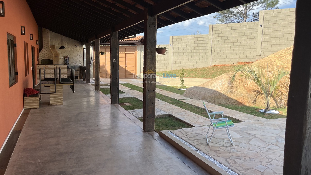 Casa para aluguel de temporada em Ibiúna (Paruru)