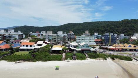 CASA DE FRENTE PARA O MAR- CÓDIGO 11