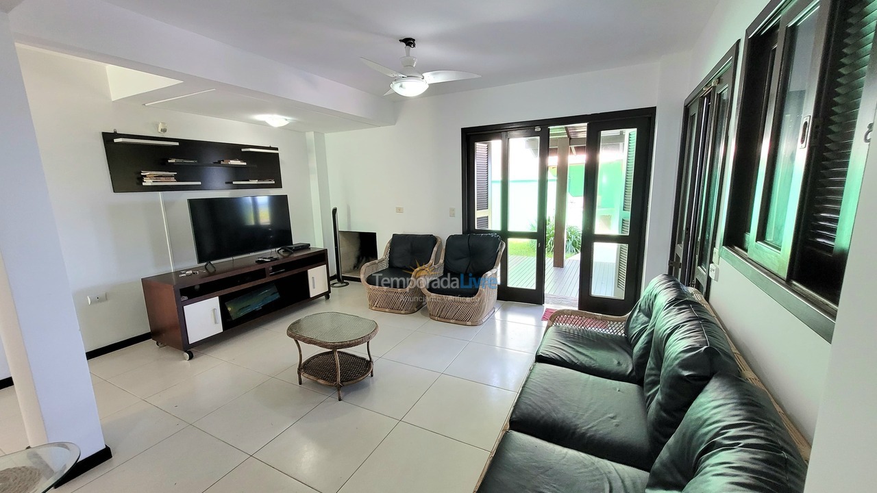 Casa para aluguel de temporada em Bombinhas (Mariscal)