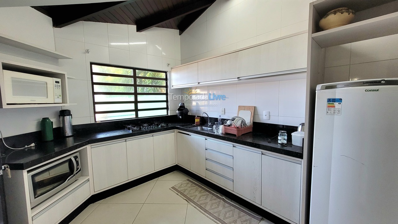 Casa para aluguel de temporada em Bombinhas (Mariscal)