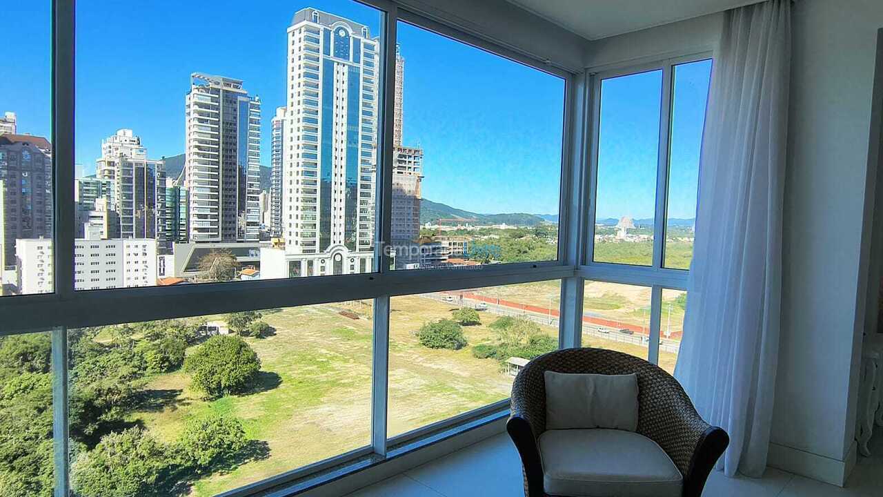 Apartamento para aluguel de temporada em Itapema (Meia Praia)