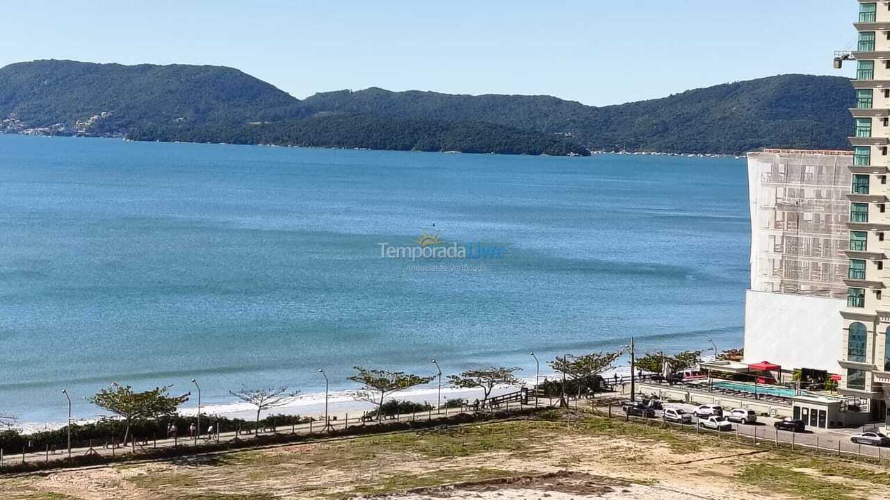 Apartamento para aluguel de temporada em Itapema (Meia Praia)