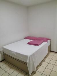 Apartamento en Meia Praia, a 200 metros del mar.