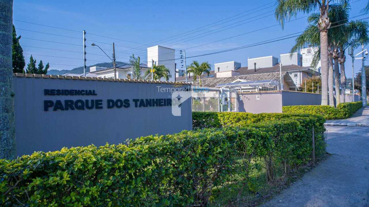 Casa para alquiler de vacaciones em Florianópolis (Cachoeira do Bom Jesus)