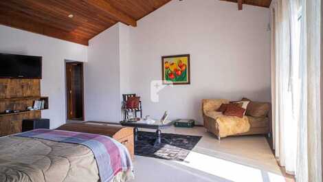 CASA PARA 10 PERSONAS CON PISCINA