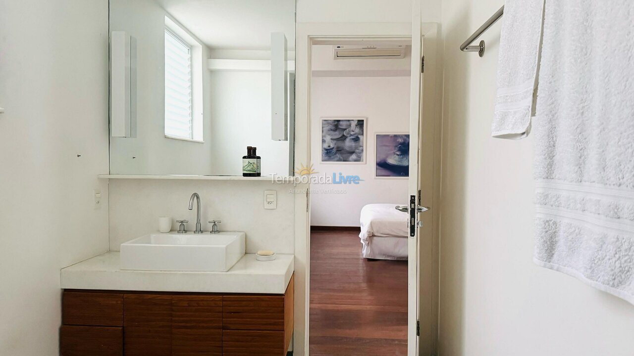 Apartamento para aluguel de temporada em Rio de Janeiro (Copacabana)