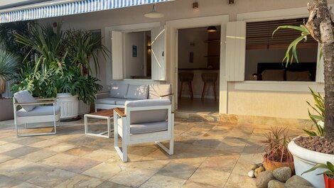 5-bedroom penthouse in Copacabana with pool