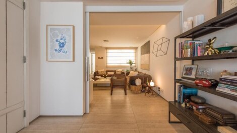 Apartamento frente mar no posto 9 de Ipanema