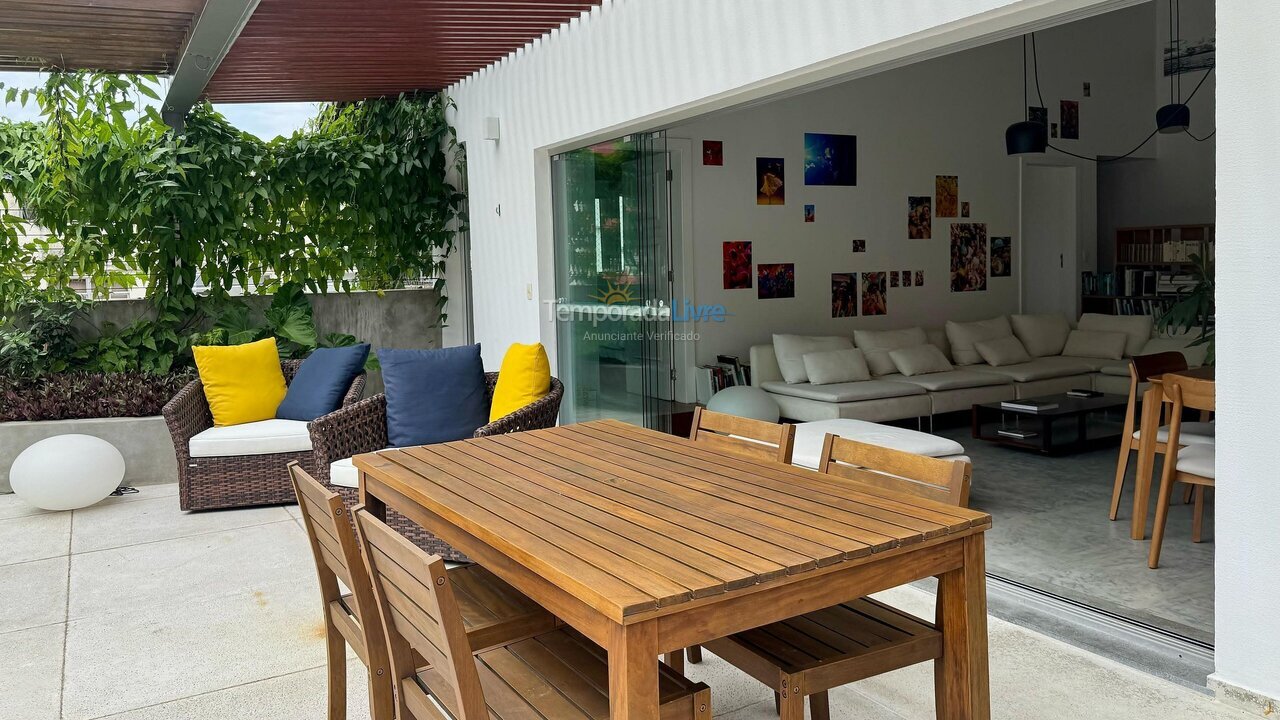 Apartamento para aluguel de temporada em Rio de Janeiro (Copacabana)