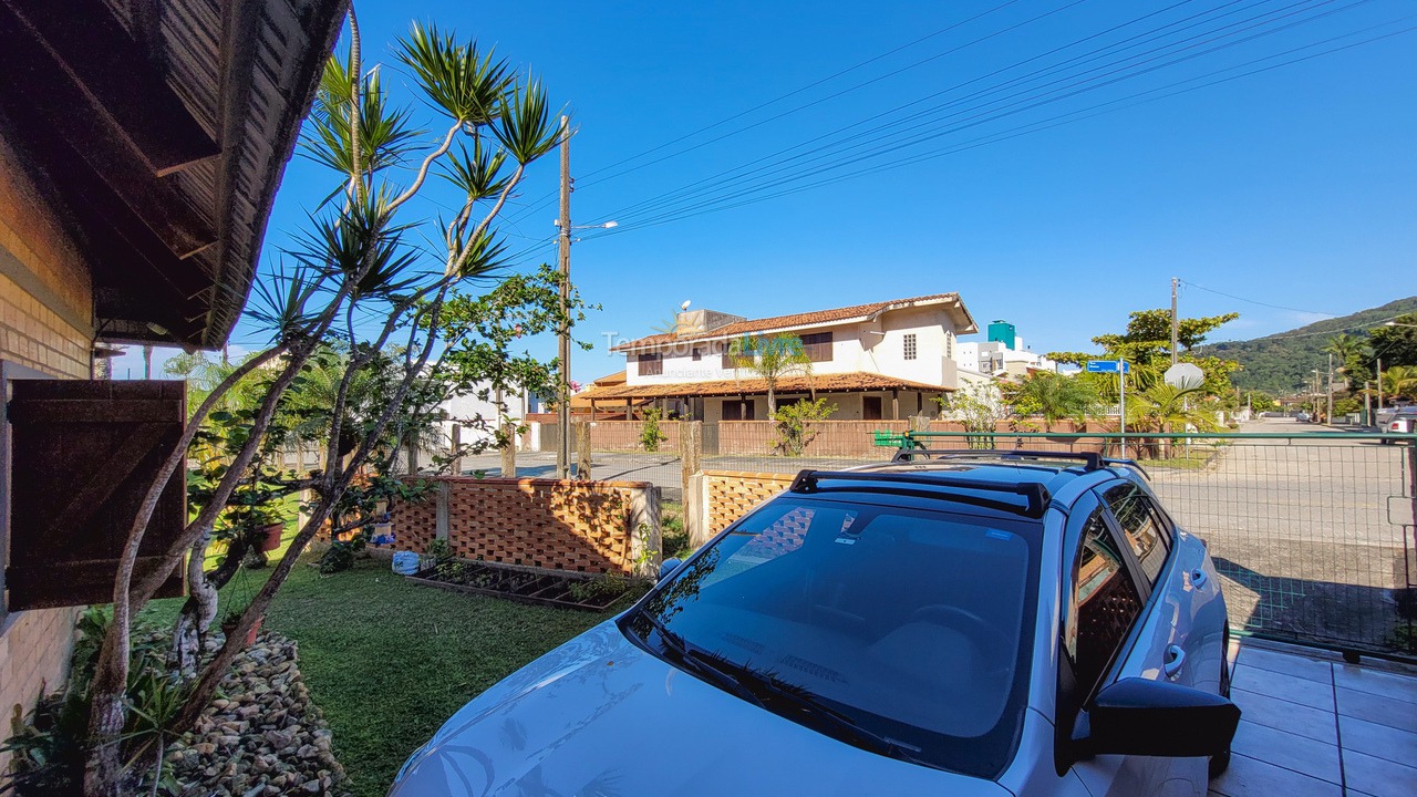 Casa para aluguel de temporada em São Francisco do Sul (Itaguaçu)