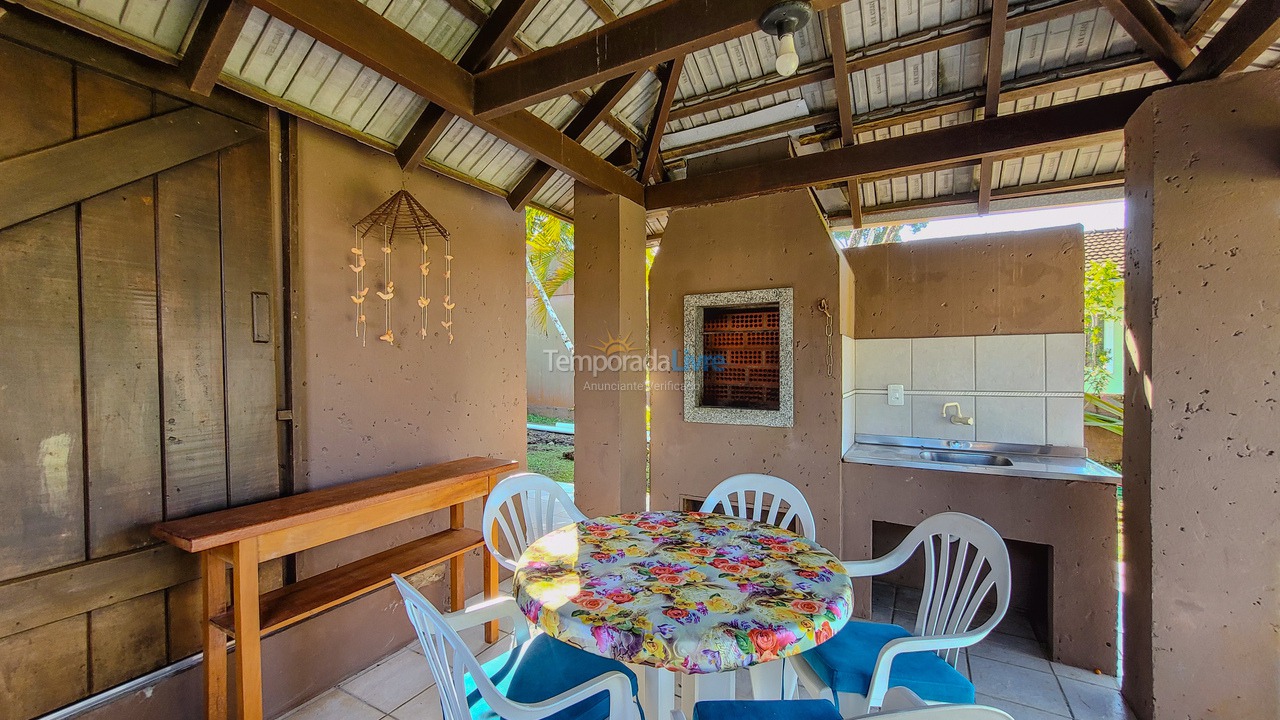 Casa para aluguel de temporada em São Francisco do Sul (Itaguaçu)