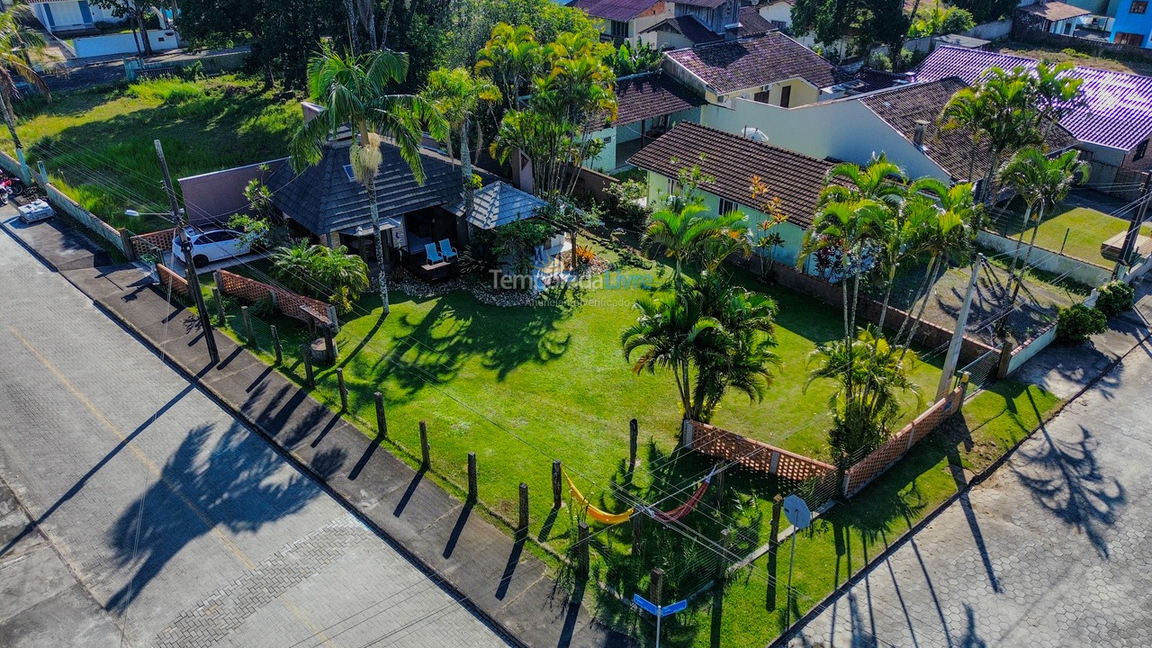 Casa para aluguel de temporada em São Francisco do Sul (Itaguaçu)