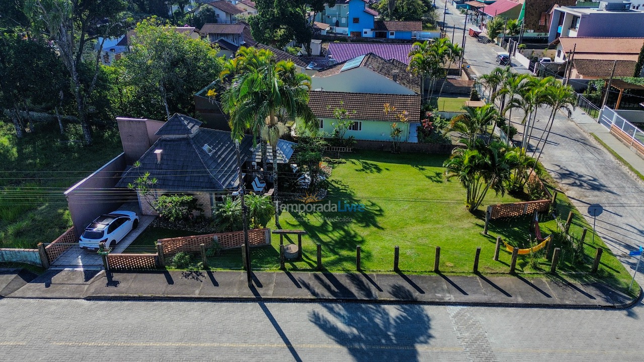 Casa para aluguel de temporada em São Francisco do Sul (Itaguaçu)