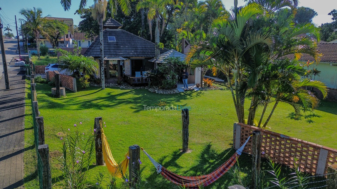 Casa para aluguel de temporada em São Francisco do Sul (Itaguaçu)