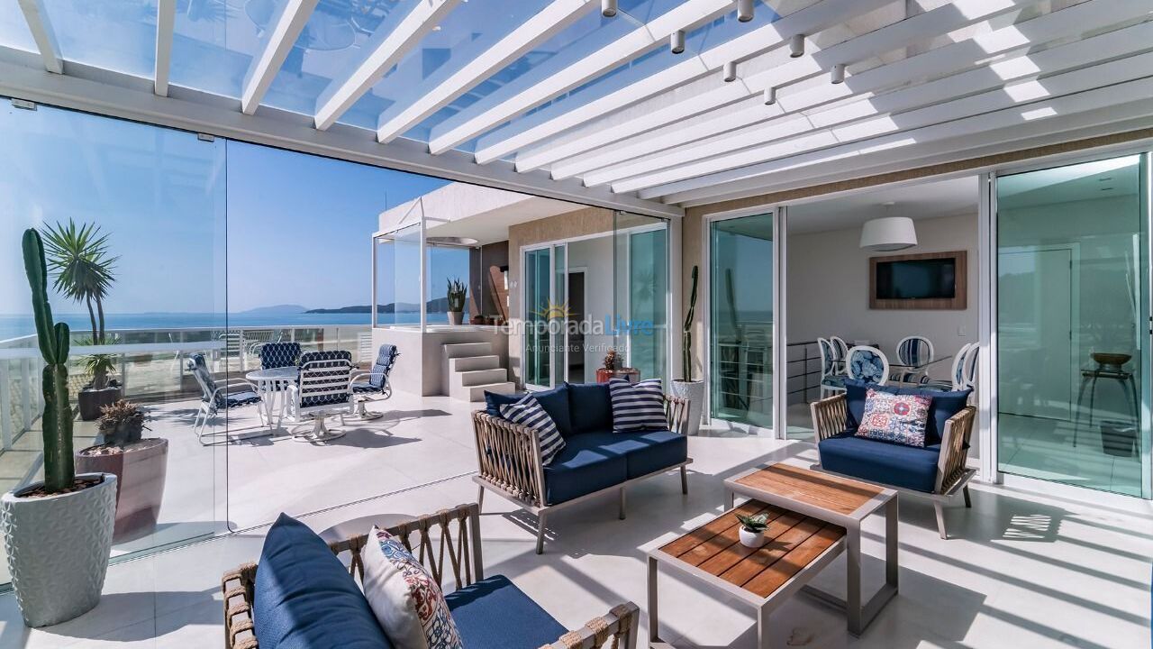 Apartment for vacation rental in Bombinhas (Canto Grande)