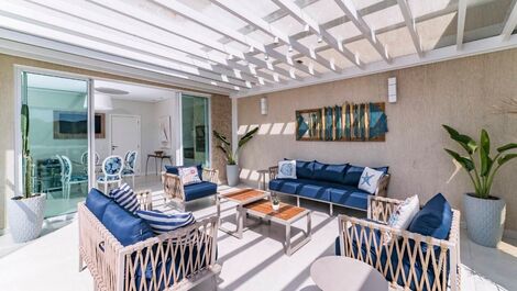 Oceanfront Duplex with Heated Jacuzzi