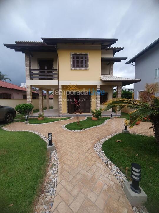 Casa para alquiler de vacaciones em Florianopolis (Praia dos Ingleses)