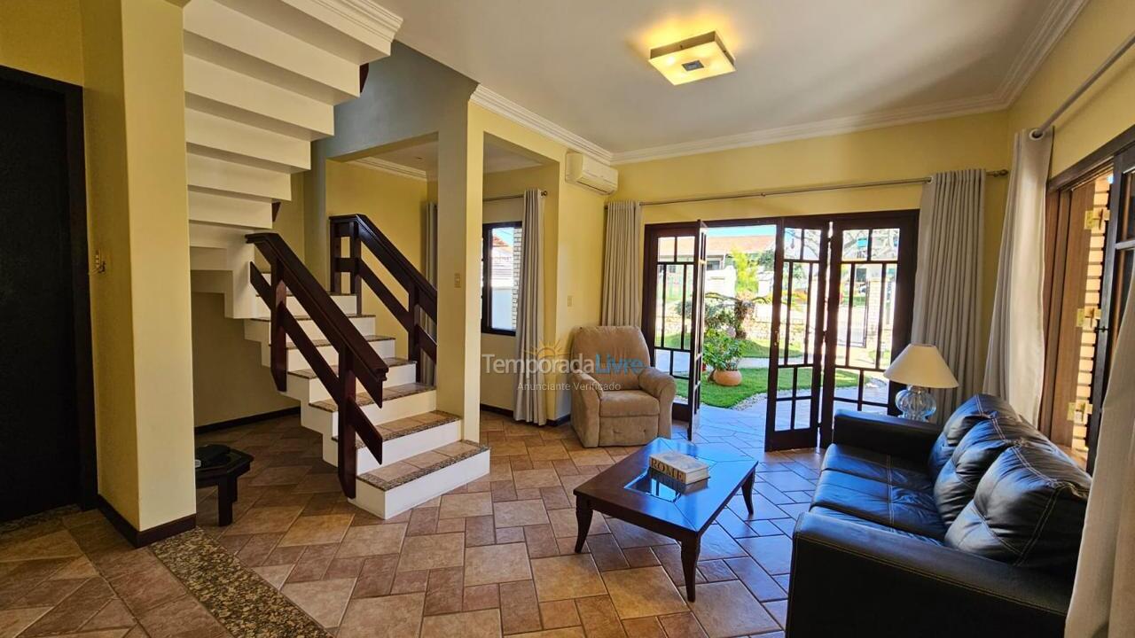Casa para alquiler de vacaciones em Florianopolis (Praia dos Ingleses)