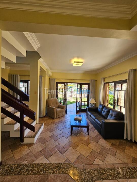 Casa para alquiler de vacaciones em Florianopolis (Praia dos Ingleses)