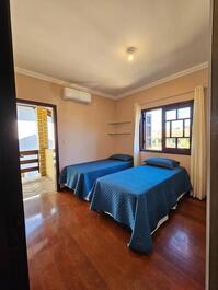 Acogedora casa para 8 personas a 500m de la playa