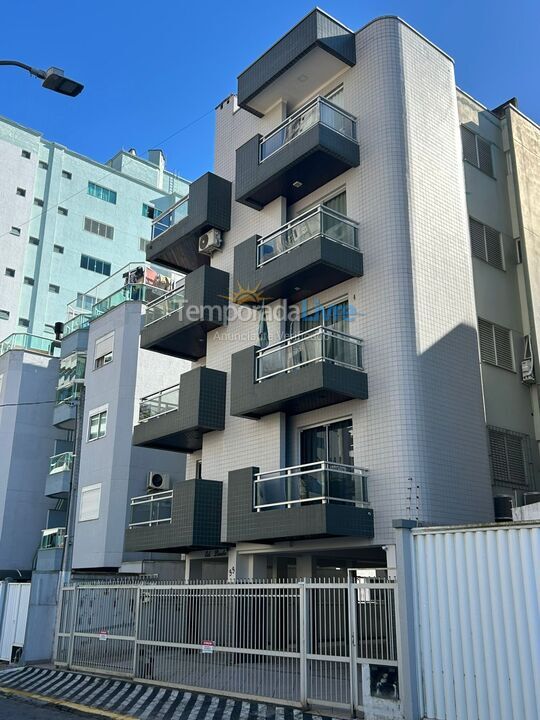 Apartment for vacation rental in Itapema (Centro)