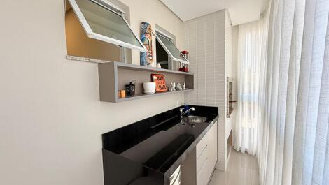 Amplio apartamento a 200m de la playa Mariscal