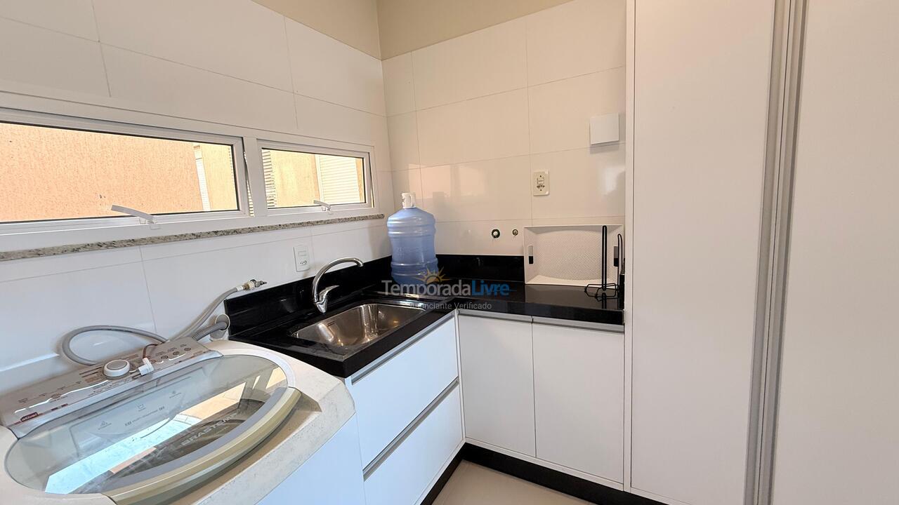 Apartamento para alquiler de vacaciones em Bombinhas (Mariscal)