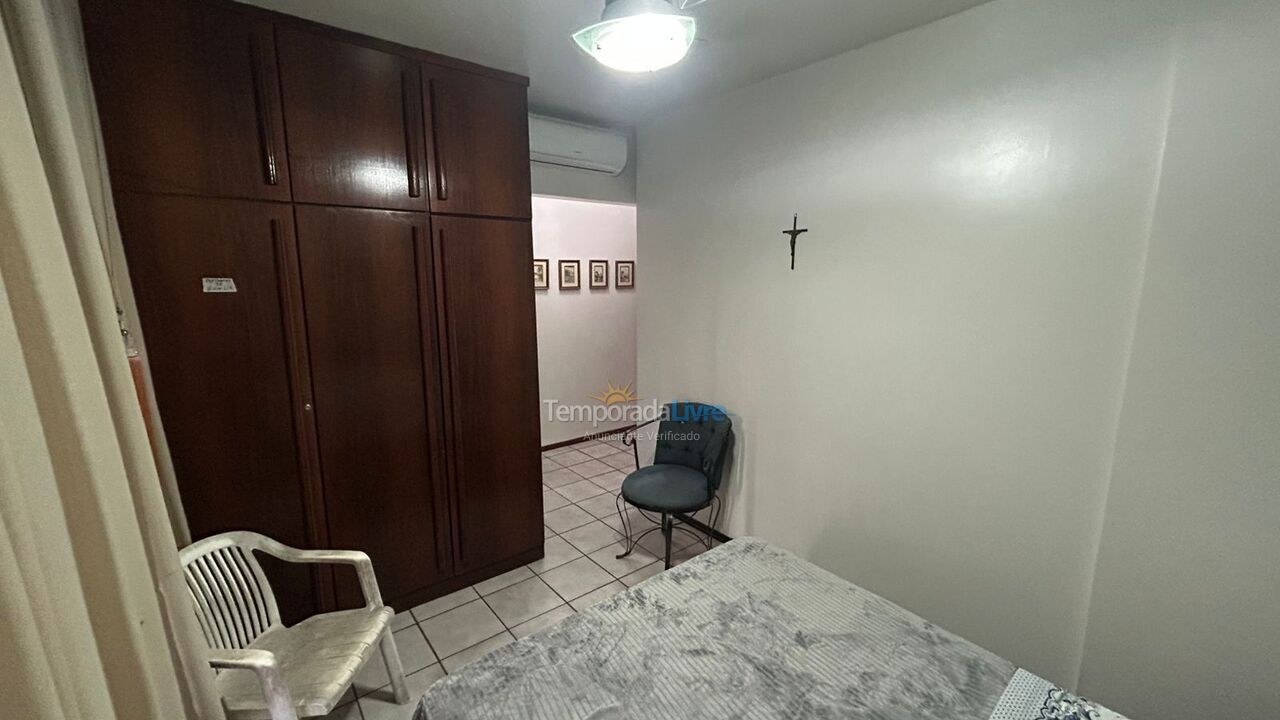 Apartment for vacation rental in Itapema (Centro)