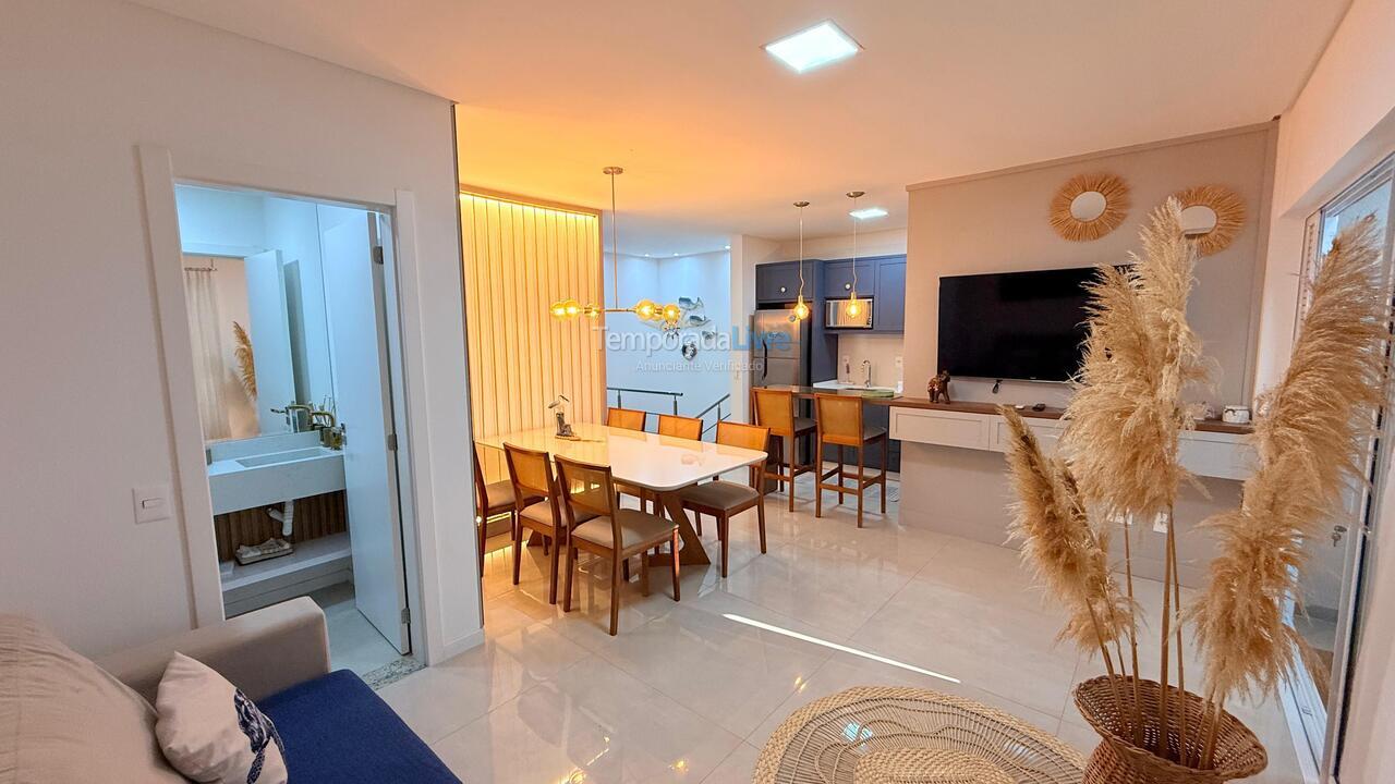 Apartamento para aluguel de temporada em Bombinhas (Canto Grande)