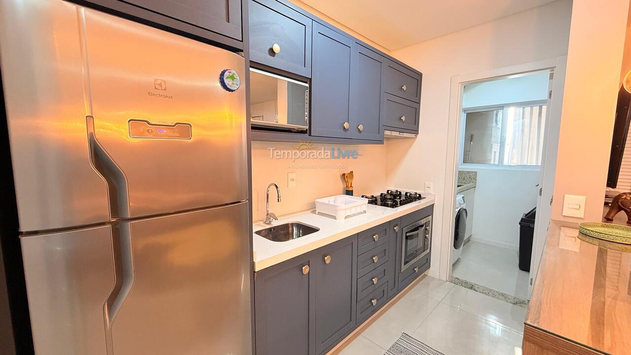 Apartamento para aluguel de temporada em Bombinhas (Canto Grande)