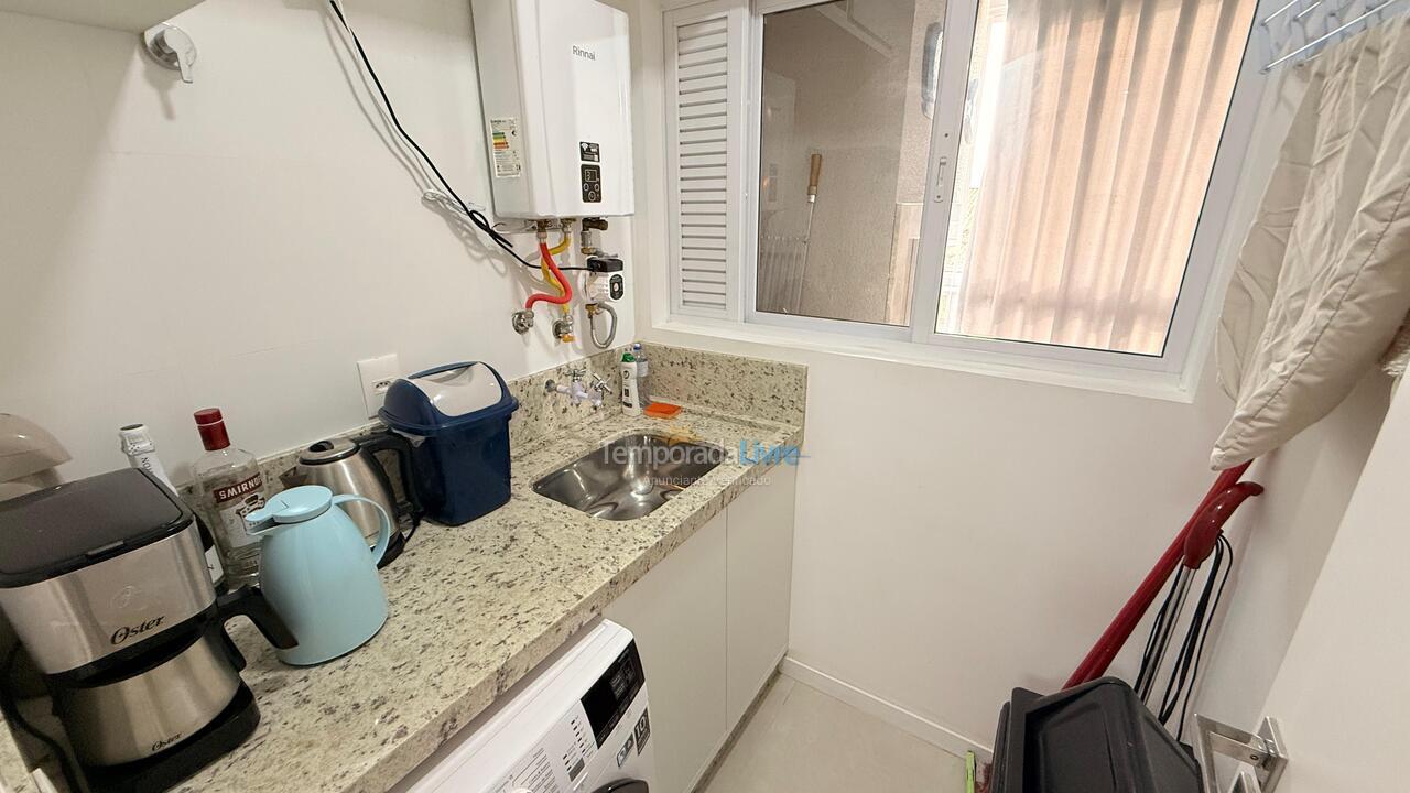 Apartamento para aluguel de temporada em Bombinhas (Canto Grande)