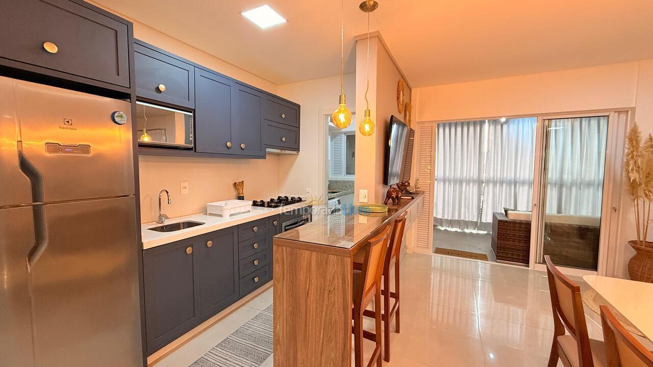 Apartamento para aluguel de temporada em Bombinhas (Canto Grande)