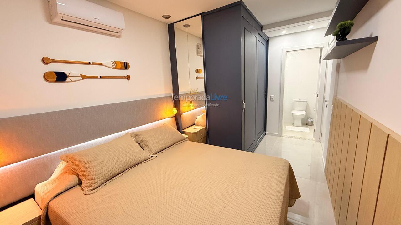 Apartamento para aluguel de temporada em Bombinhas (Canto Grande)