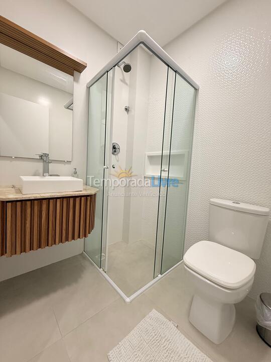 Apartamento para aluguel de temporada em Bombinhas (Canto Grande)