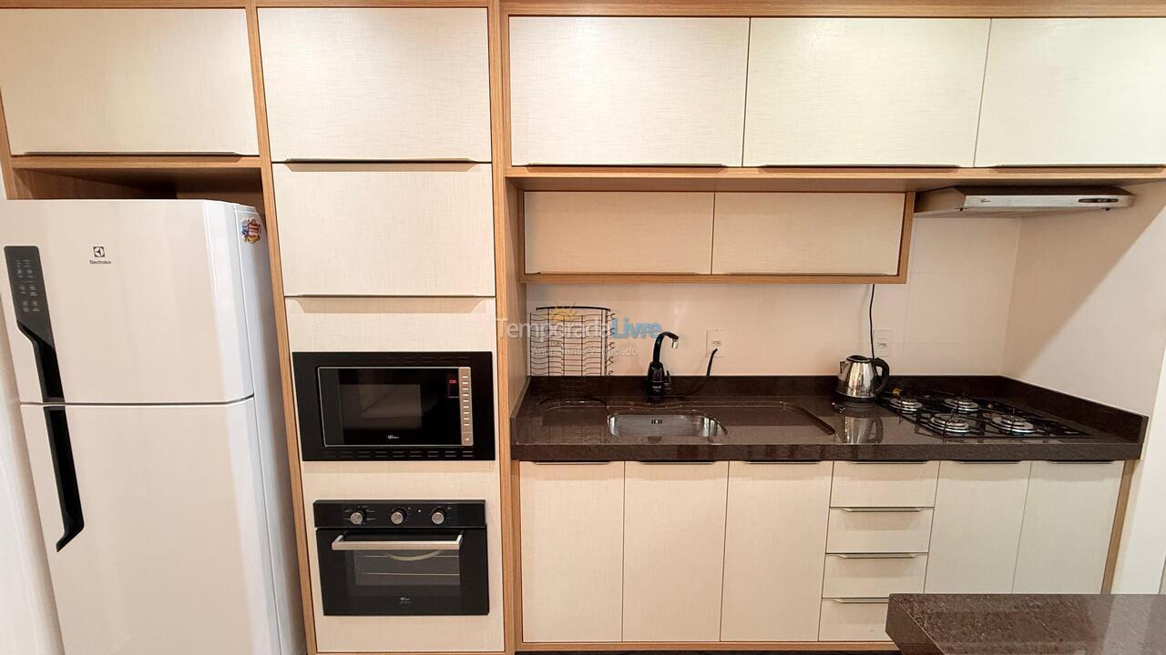 Apartamento para aluguel de temporada em Bombinhas (Canto Grande)