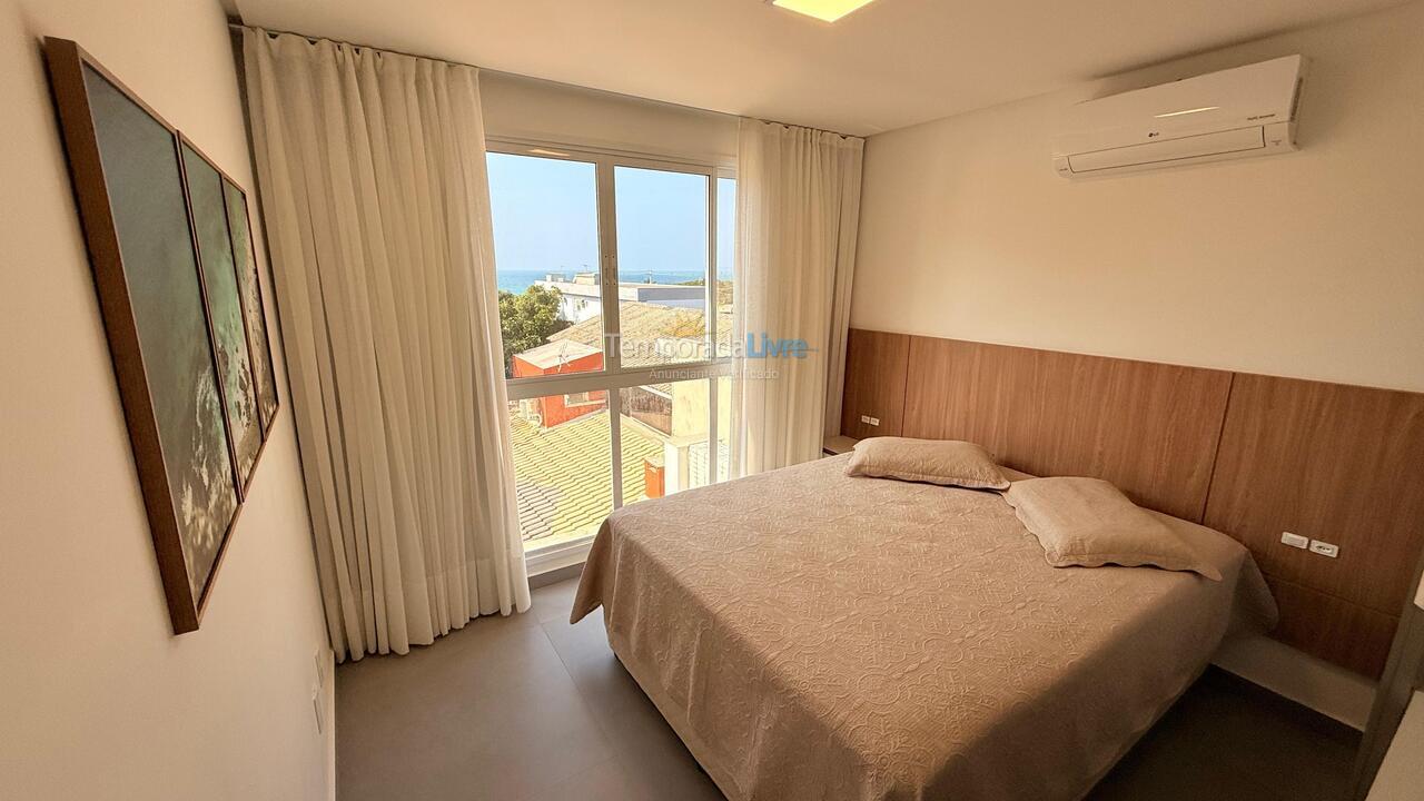 Apartamento para aluguel de temporada em Bombinhas (Canto Grande)