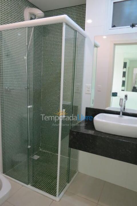 Apartamento para aluguel de temporada em Bombinhas (Canto Grande)