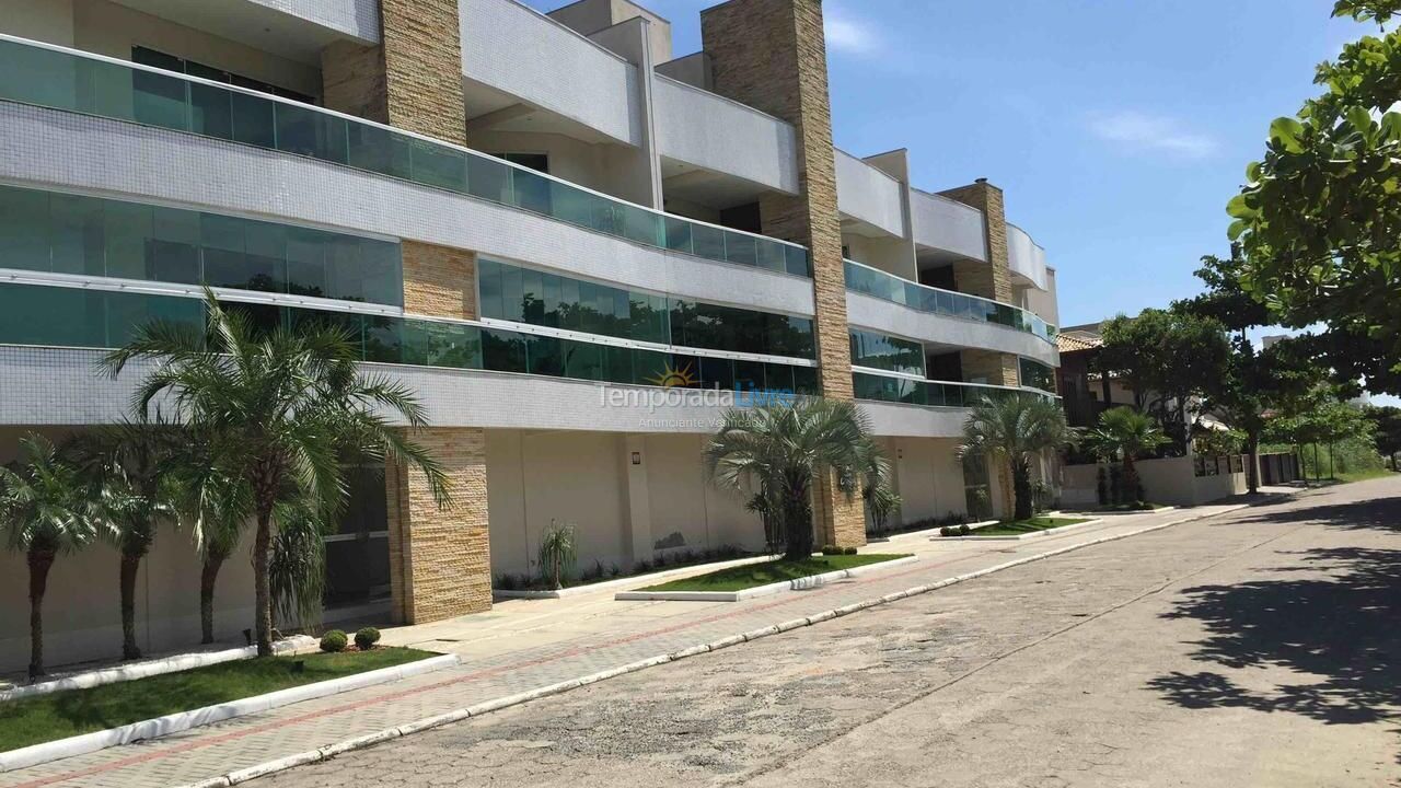 Apartamento para aluguel de temporada em Bombinhas (Canto Grande)