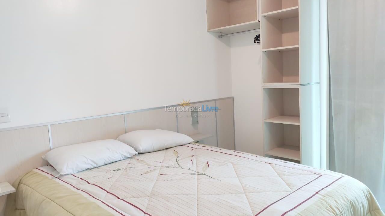 Apartamento para aluguel de temporada em Bombinhas (Canto Grande)