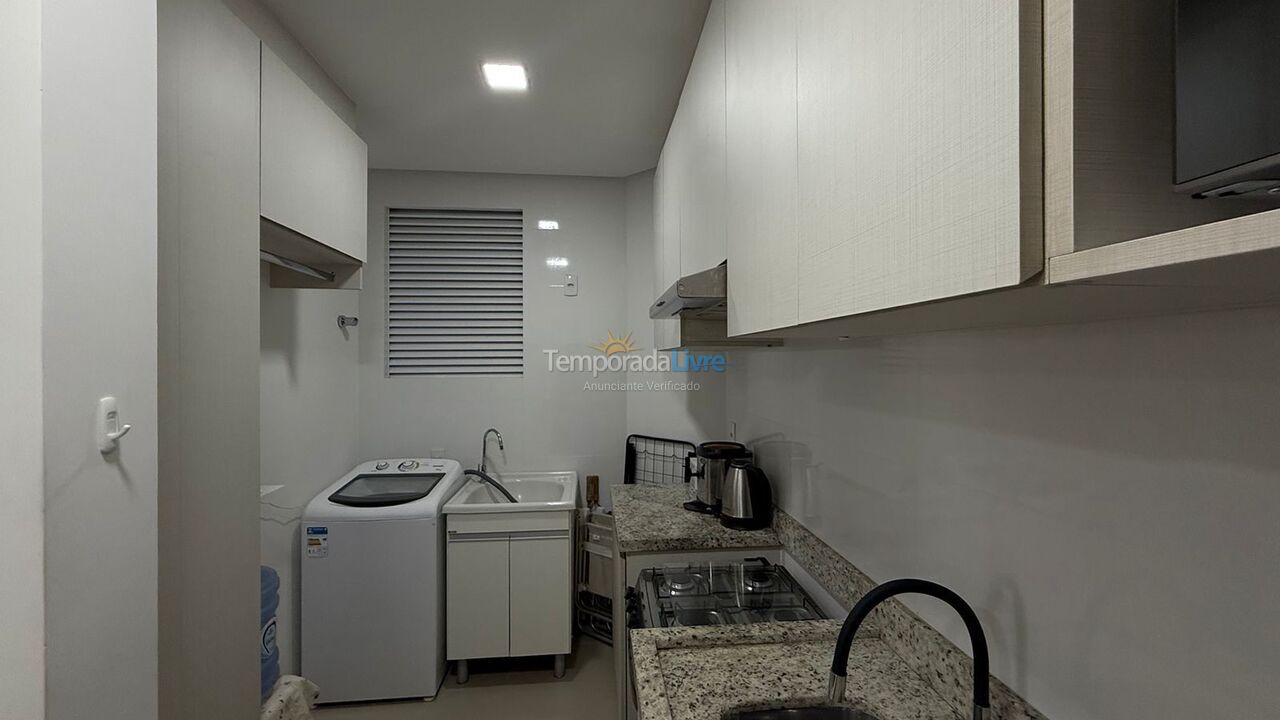 Apartamento para aluguel de temporada em Bombinhas (Canto Grande)