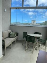 Cobertura Duplex de Alto Padrão à 240m da Praia