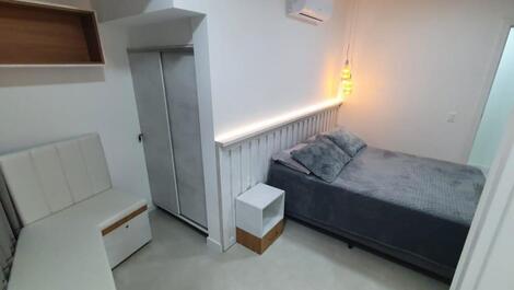 Cobertura Duplex de Alto Padrão à 240m da Praia