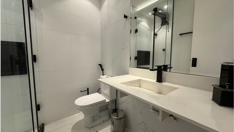 Beautiful Apartment in Pitangueiras, 100 meters from the beach