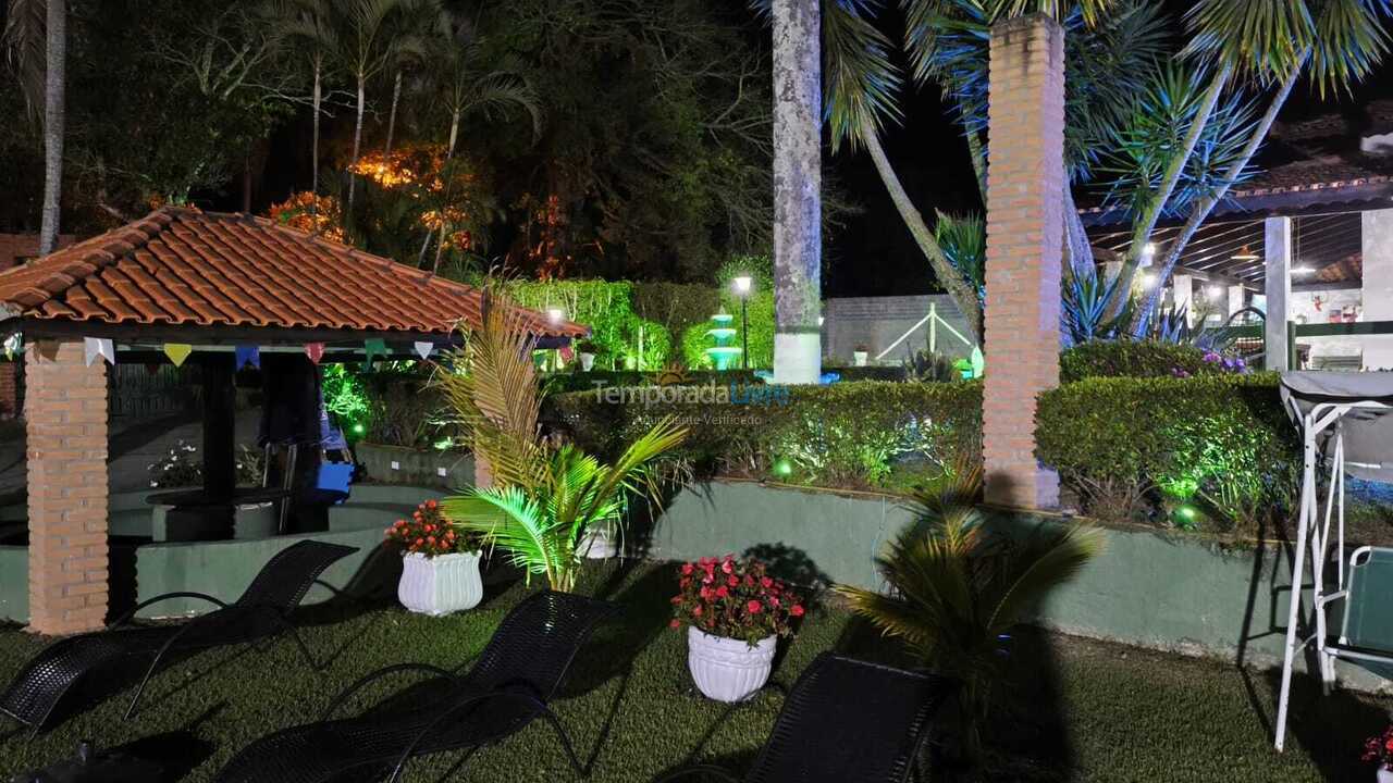 Granja para alquiler de vacaciones em Ibiúna (Condominio West Lake)