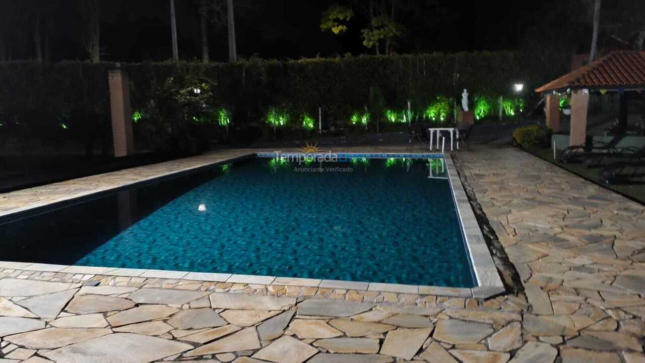 Granja para alquiler de vacaciones em Ibiúna (Condominio West Lake)