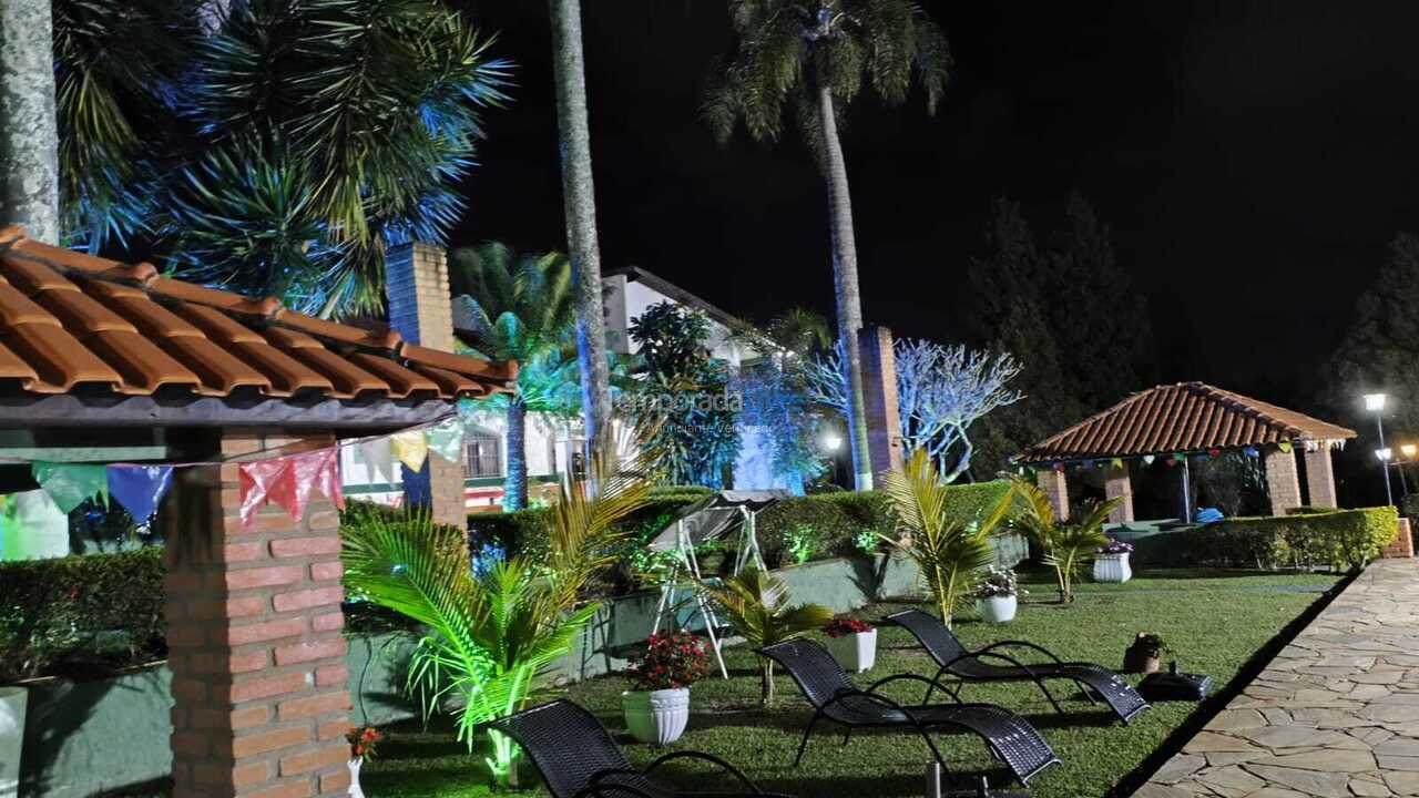 Granja para alquiler de vacaciones em Ibiúna (Condominio West Lake)