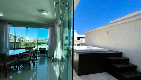 Beautiful penthouse in Mariscal