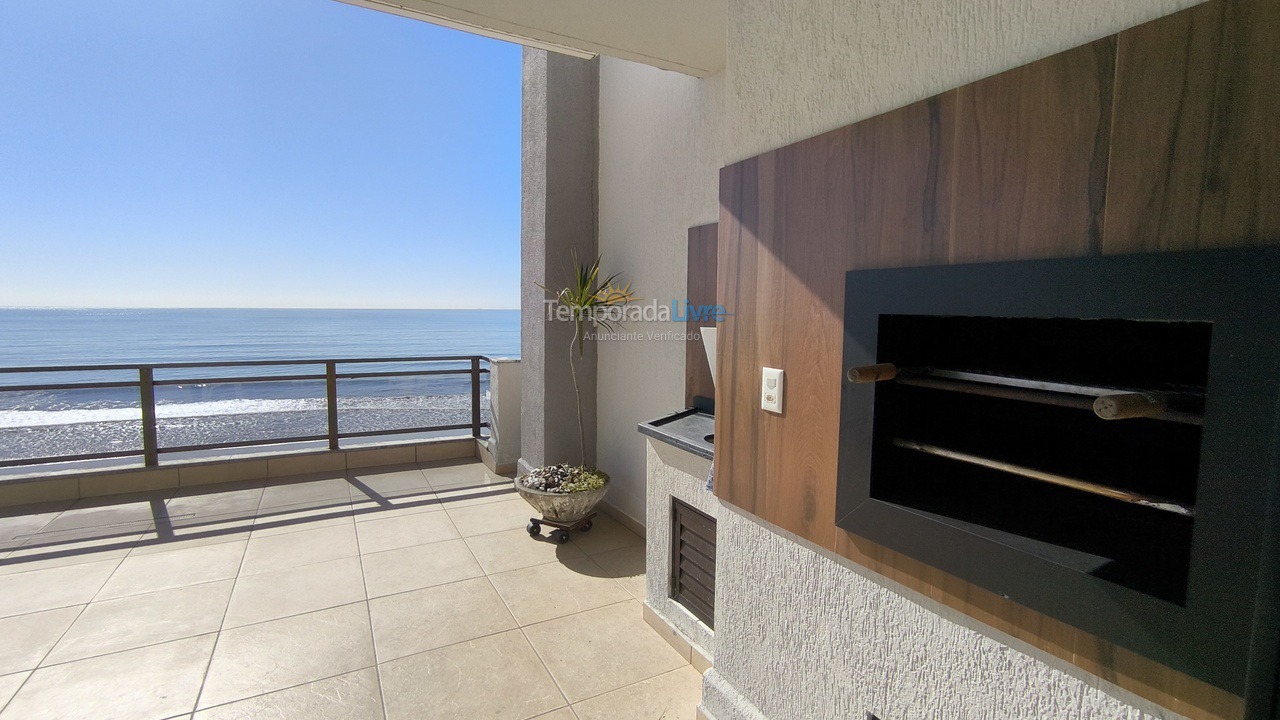 House for vacation rental in Itapema (Meia Praia)