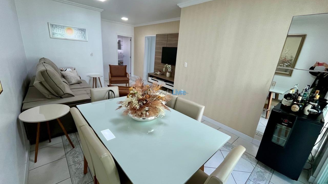 Apartment for vacation rental in Itapema (Meia Praia)